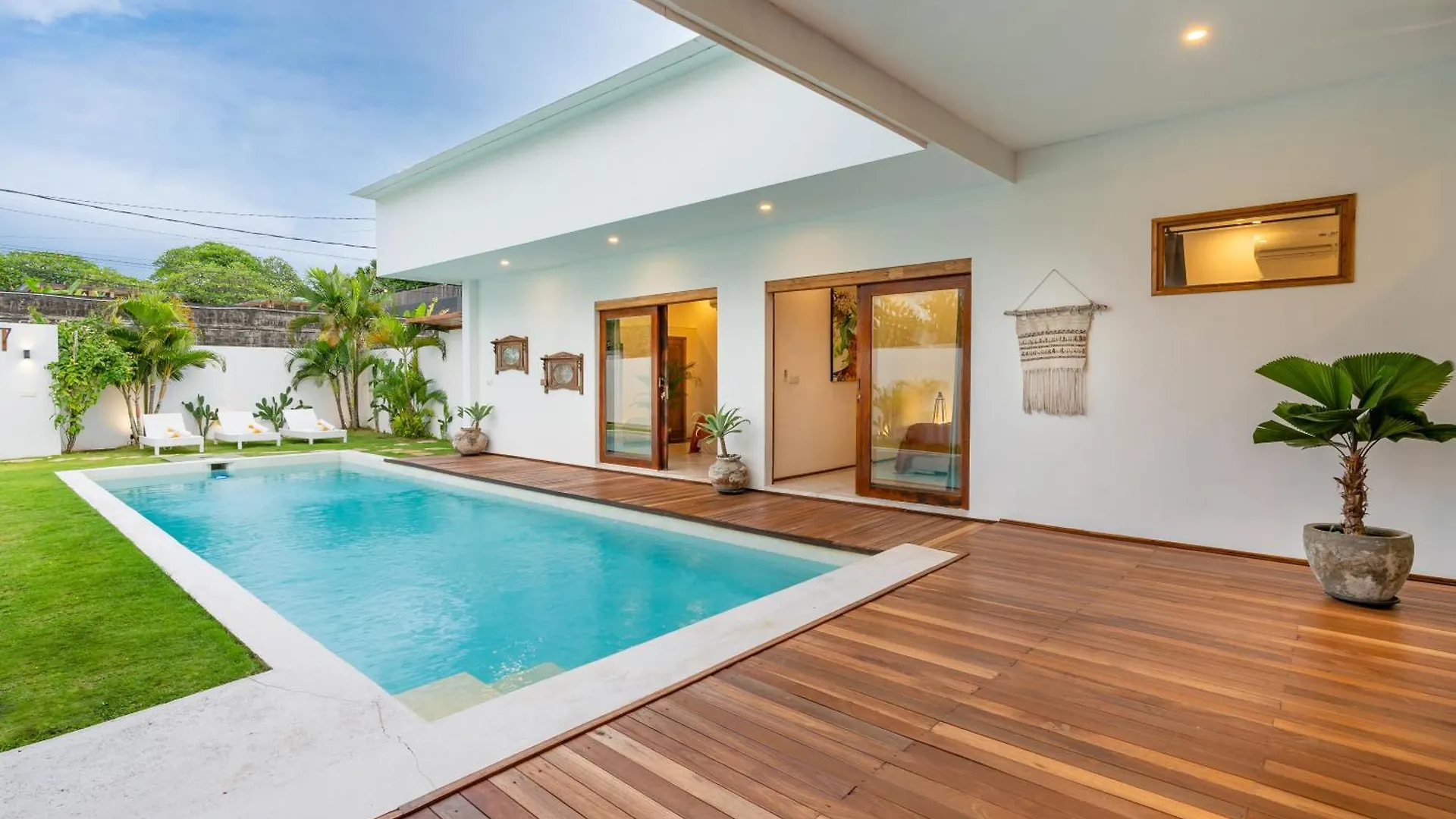 Villa Wampu By Dreamawaybali Seminyak 0*,  Indonesia